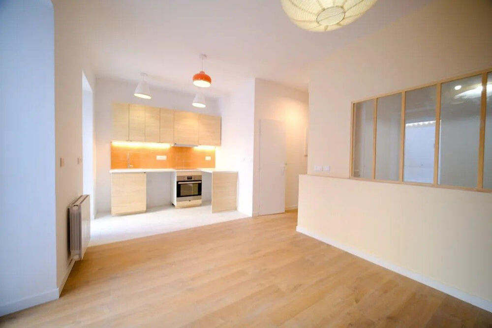 Location Appartement T2 rénové 42m² avec terrasse exceptionnelle 80m² Marseille 4