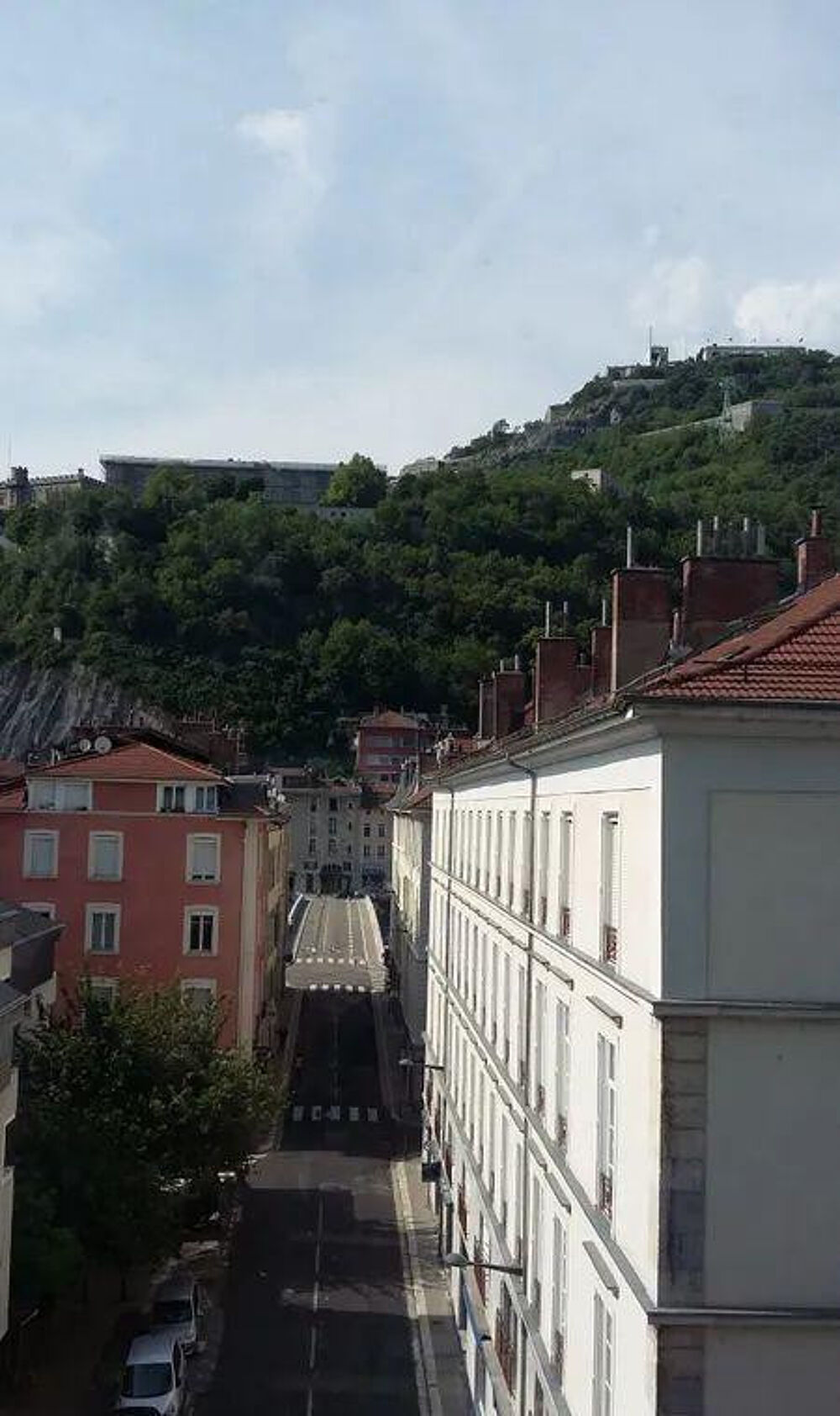Location Appartement Beau 2P 38m² en centre ville Grenoble