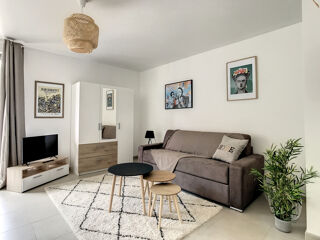  Appartement à louer 1 pièce 27 m²