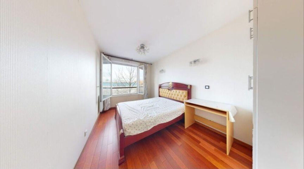 Location Appartement Chambre dispo dans coloc 86m² refaite à neuf Aubervilliers