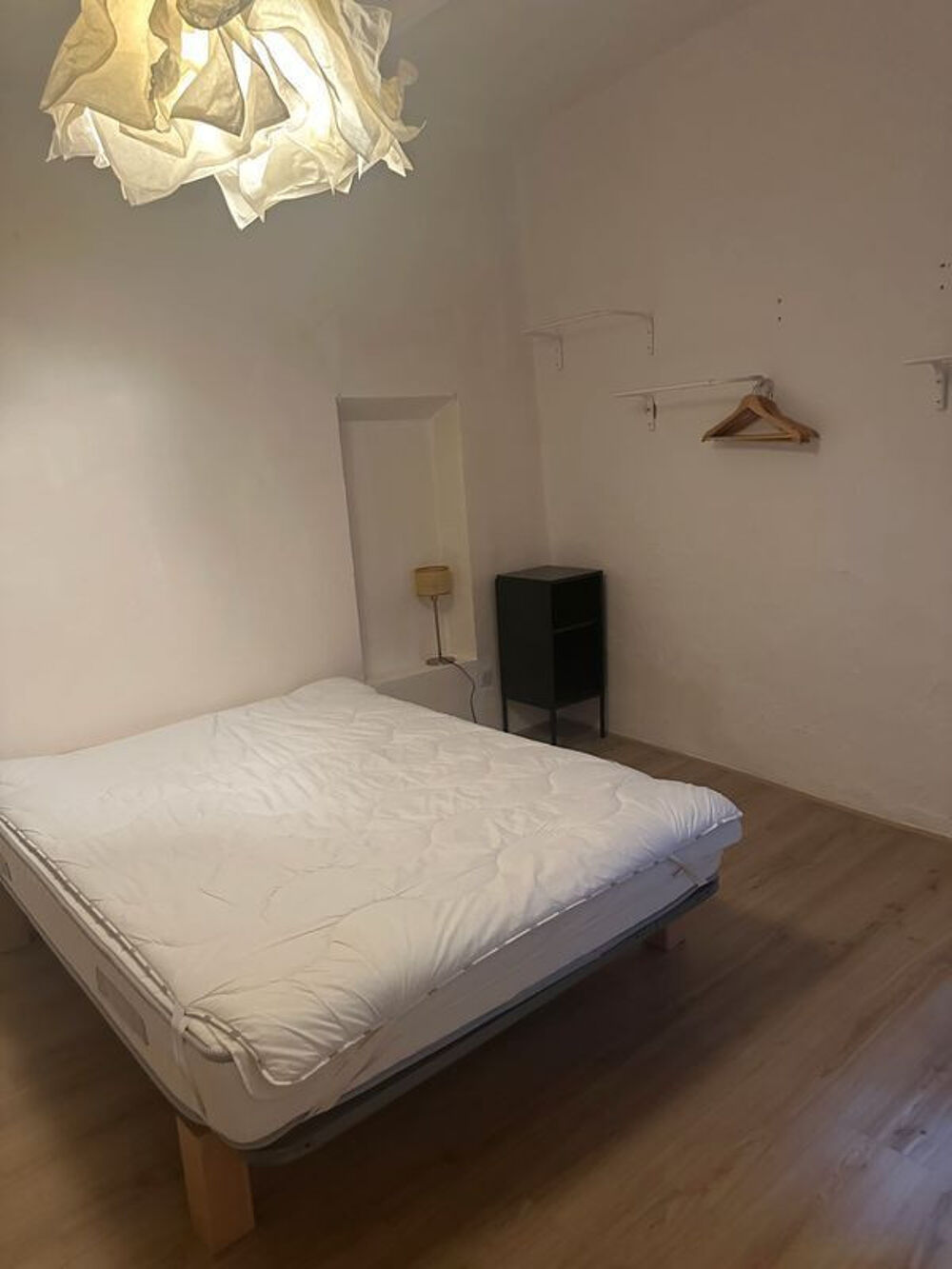 Location Appartement Beau T2 meublé 44m² Aix centre Aix-en-provence
