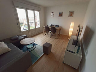  Appartement à louer 5 pièces 73 m²