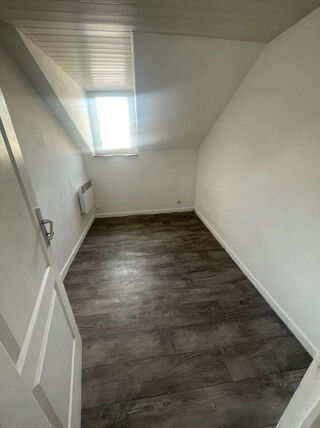  Appartement à louer 2 pièces 55 m²