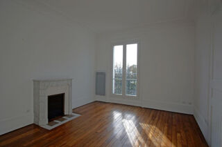  Appartement à louer 3 pièces 60 m²