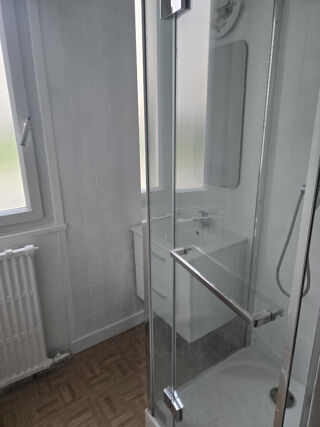  Appartement à louer 4 pièces 68 m²