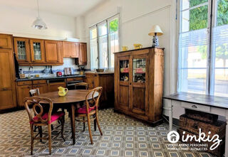  Maison à vendre 10 pièces 275 m²