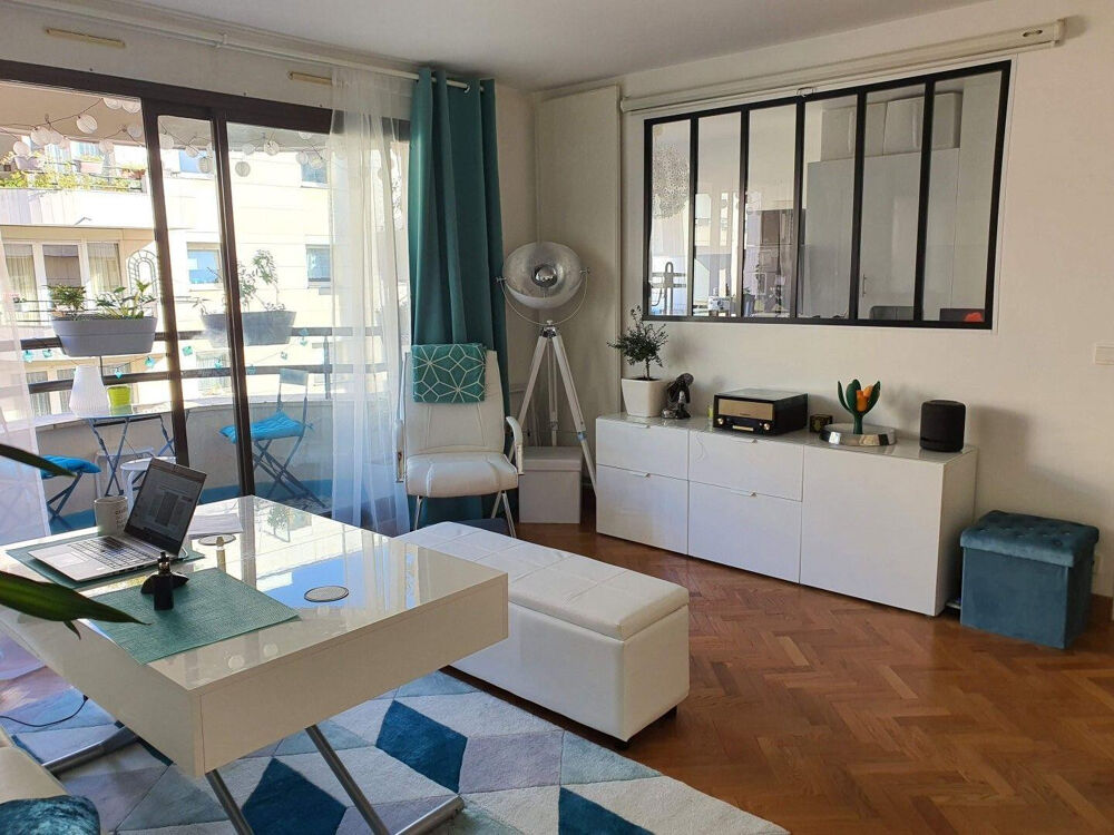 Location Appartement Beau 2P meublé 51m² avec terrasse Courbevoie