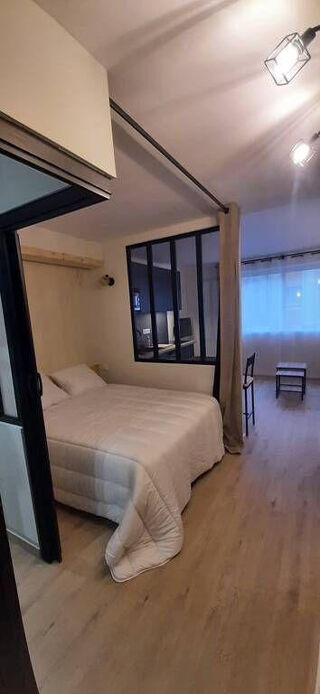  Appartement à louer 1 pièce 27 m²