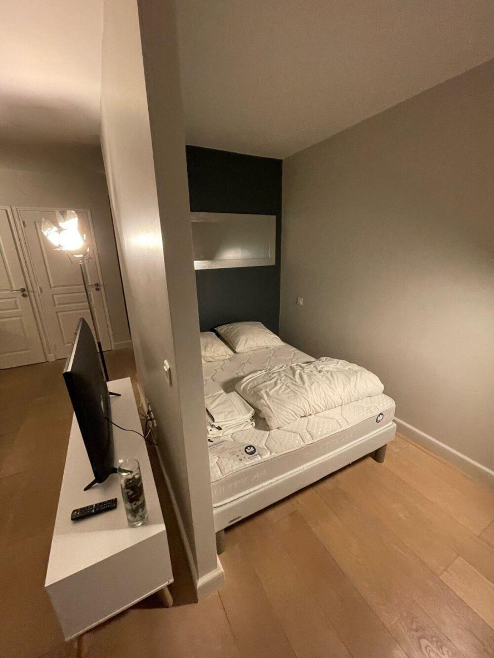 Location Appartement Beau studio/F1Bis meublé 31m² avec balcon Paris 11