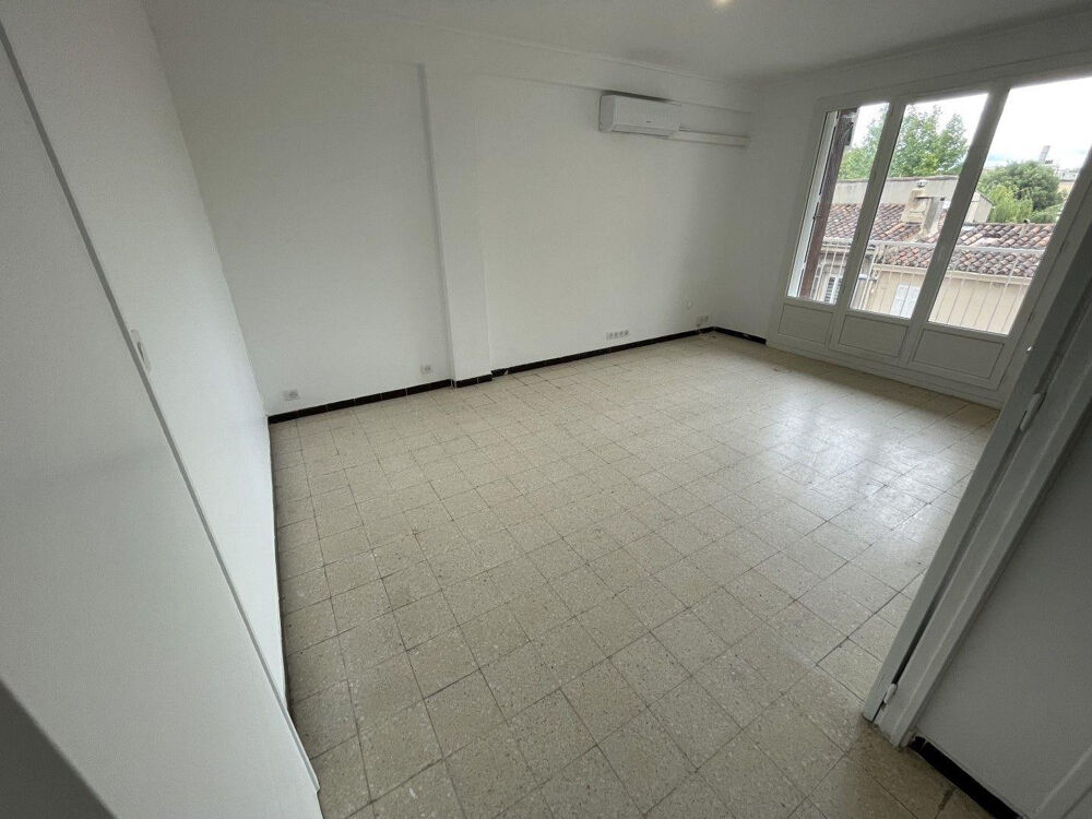 Location Appartement Superbe 2P 56m² climatisé Marseille 5