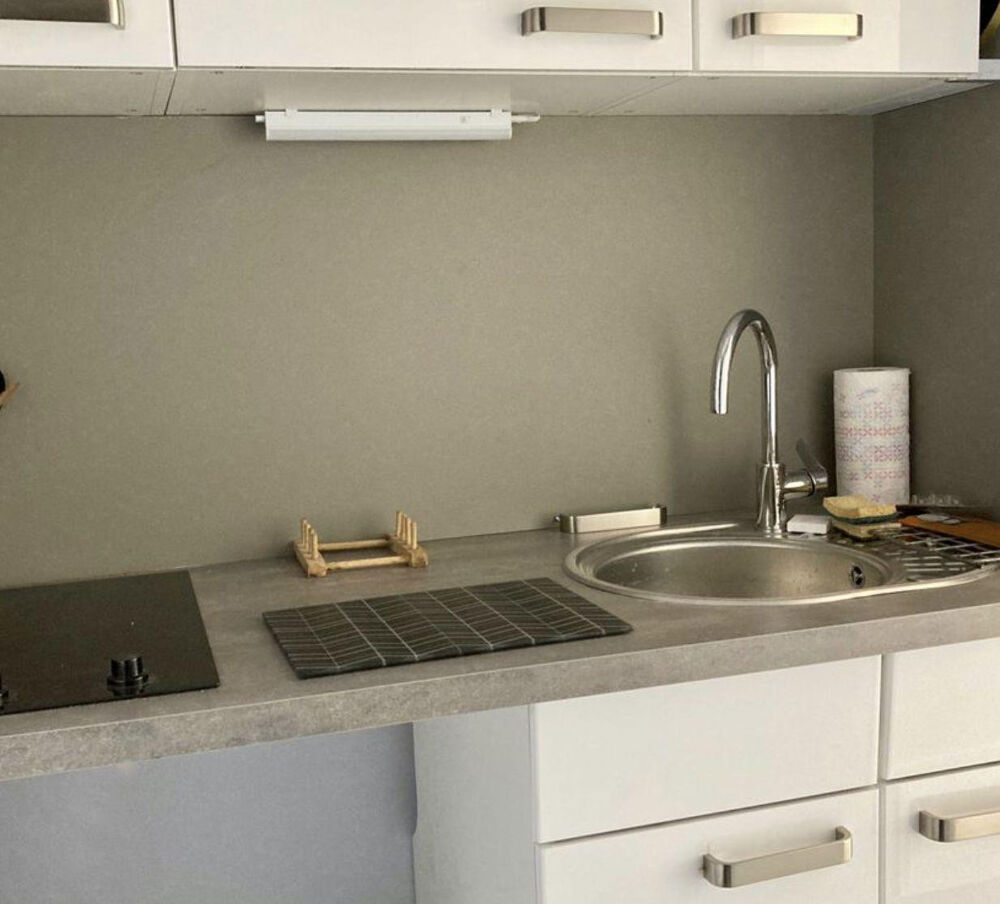 Location Appartement T1 28 m2 + Parking et cave privatifs, Centre Ville Le mans
