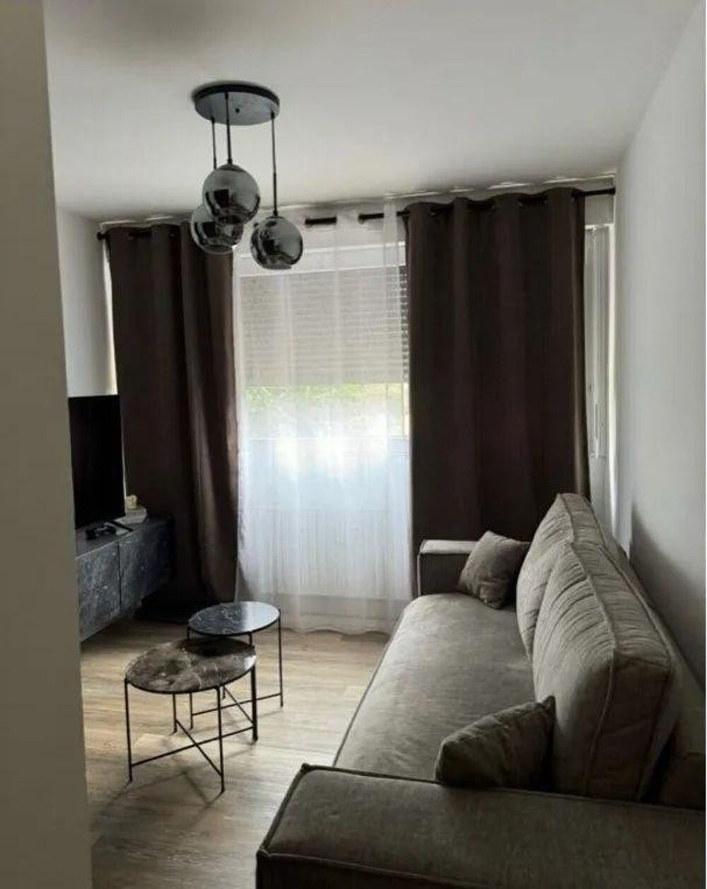 Location Appartement Beau studio meublé 30m²  7km douane de Thônex Gaillard