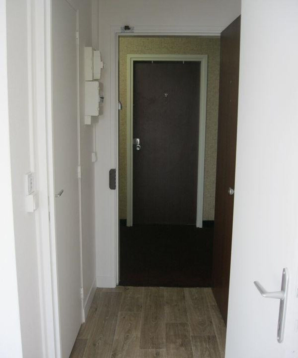 Location Appartement T1 avec balcon 17 m² - Boulogne-Billancourt Boulogne-billancourt