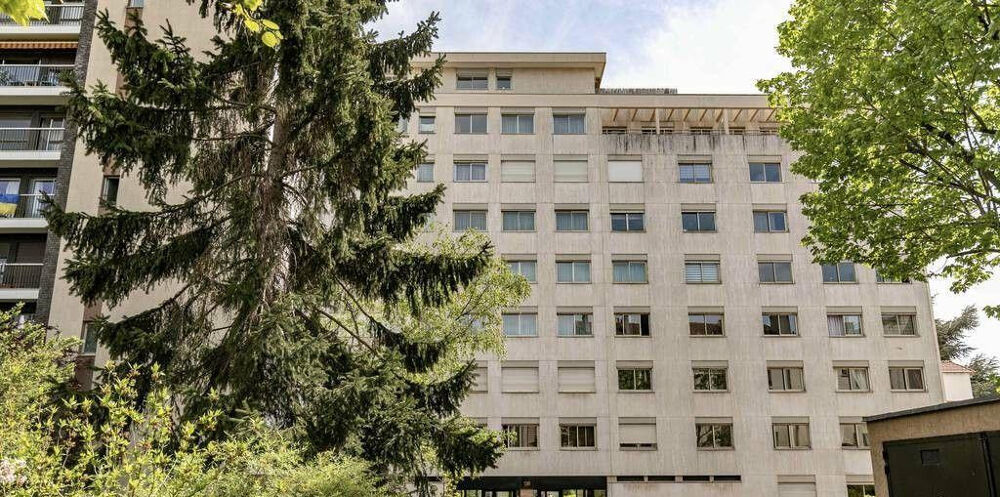 Location Appartement Beau studio meublé 26m² Courbevoie