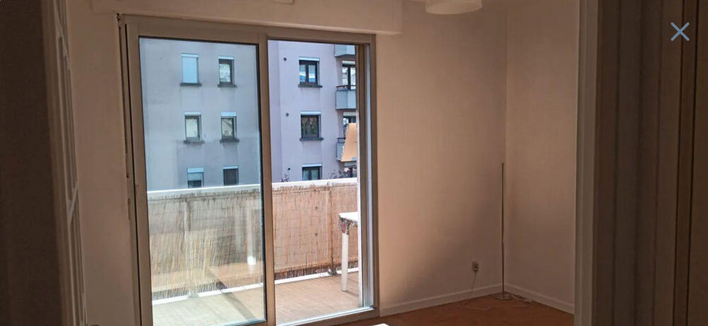 Location Appartement Très agréable Studio avec place de parking et cave Grenoble