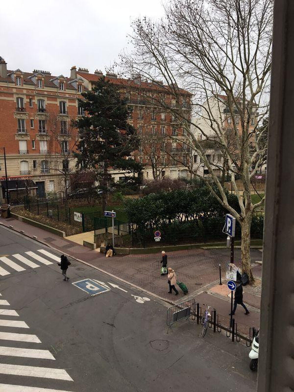 Location Appartement F2 meublé de 38m2 à Courbevoie Courbevoie