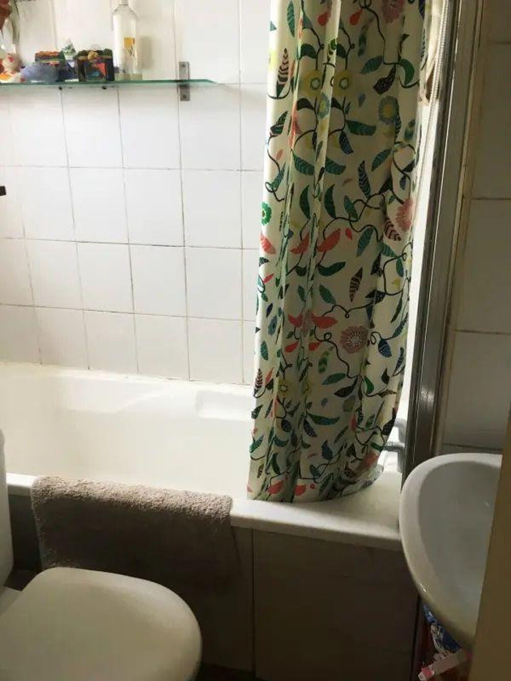 Location Appartement Appartement sur cour et jardin, calme et lumineux Paris 18