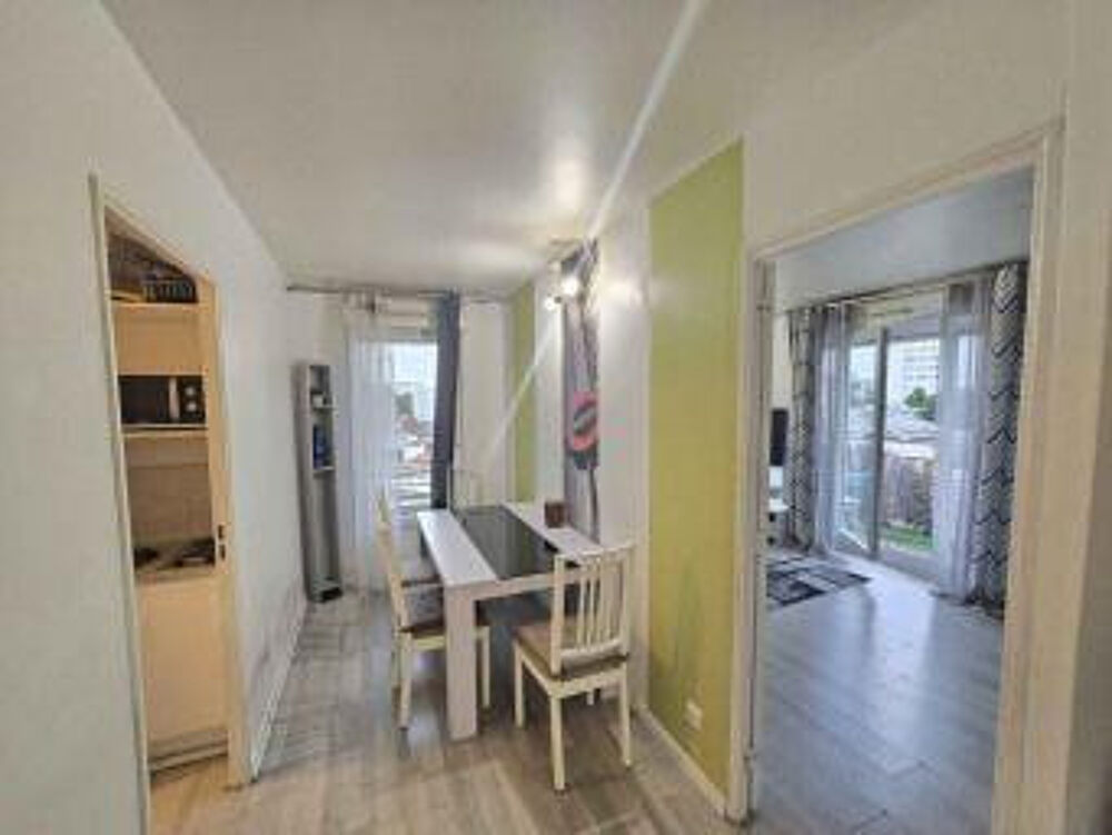 Location Appartement Colocation dans grand appartement Saint-denis