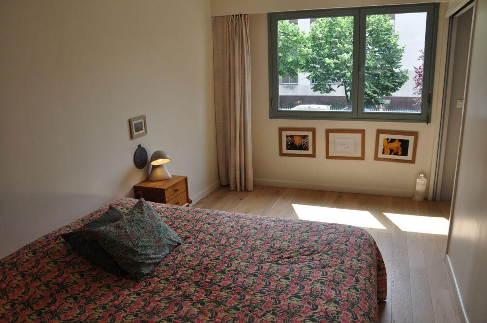 Appartement paris 11 eme -T3- 70 m2 avec parking
