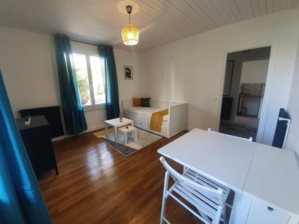 Location Appartement T1 bis meublé rénové 28m² – Chamalières Chamalières