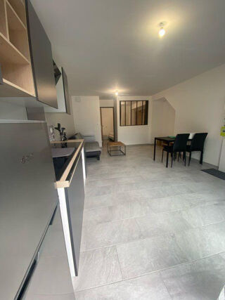  Appartement à louer 2 pièces 38 m²
