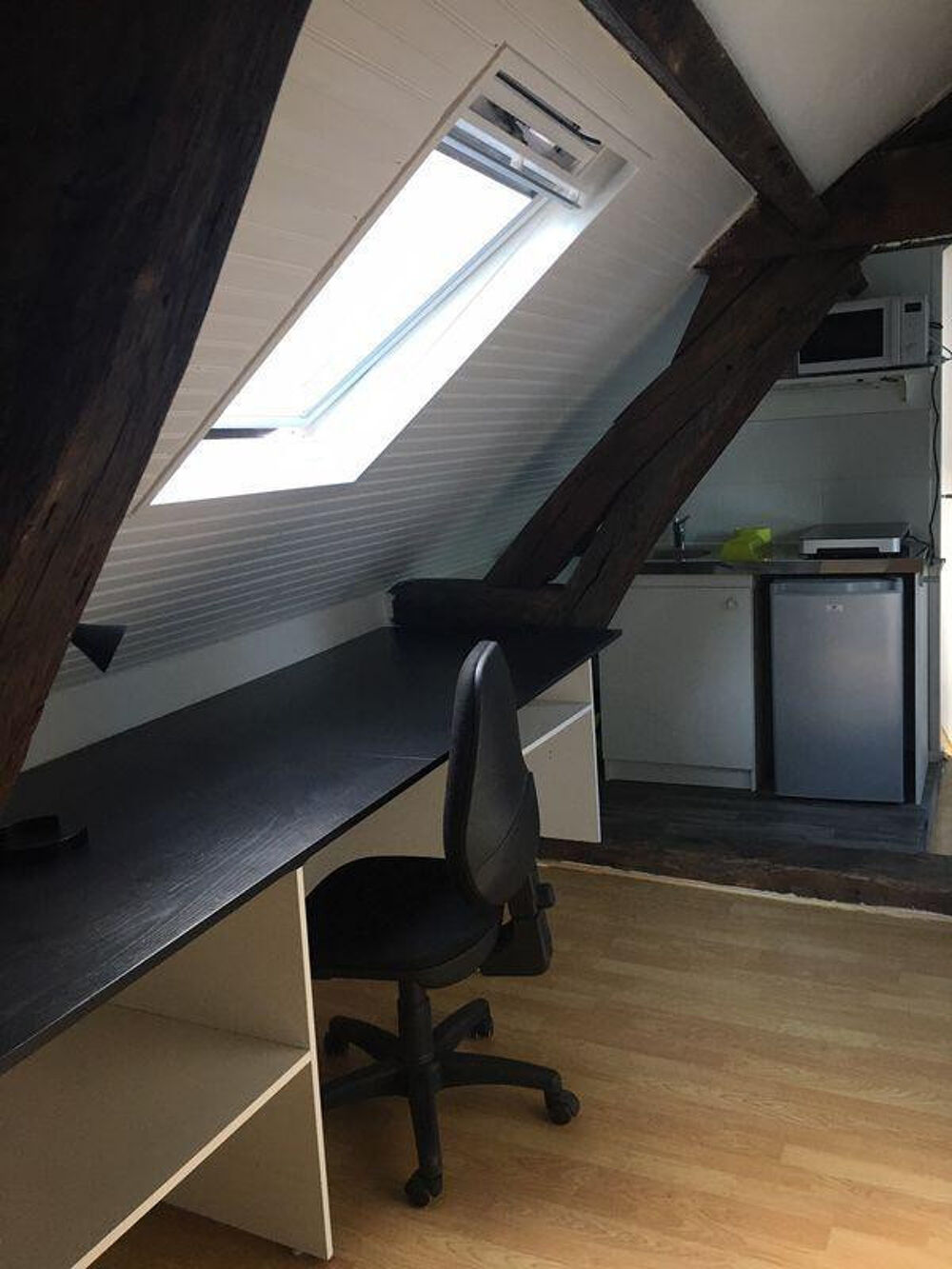 Location Appartement Studio meublé/équipé situé Tours Centre Halles Tours