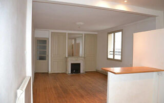  Appartement à louer 3 pièces 68 m²