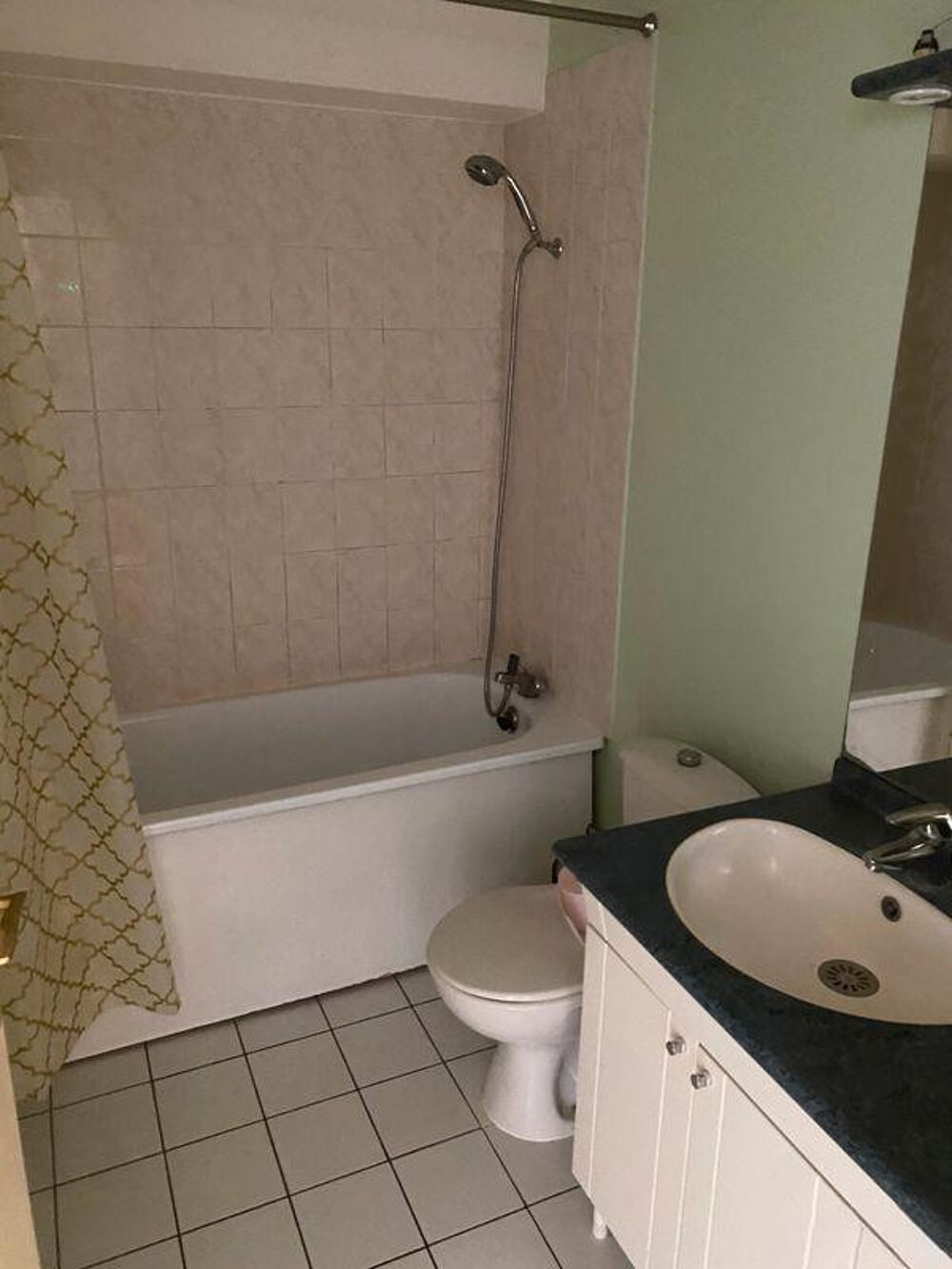 Location Appartement Beau studio 28m²  quartier Saint Michel Lille