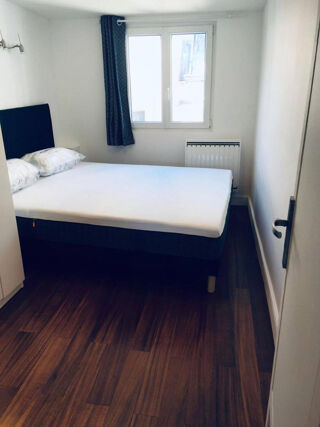  Appartement à louer 2 pièces 45 m²