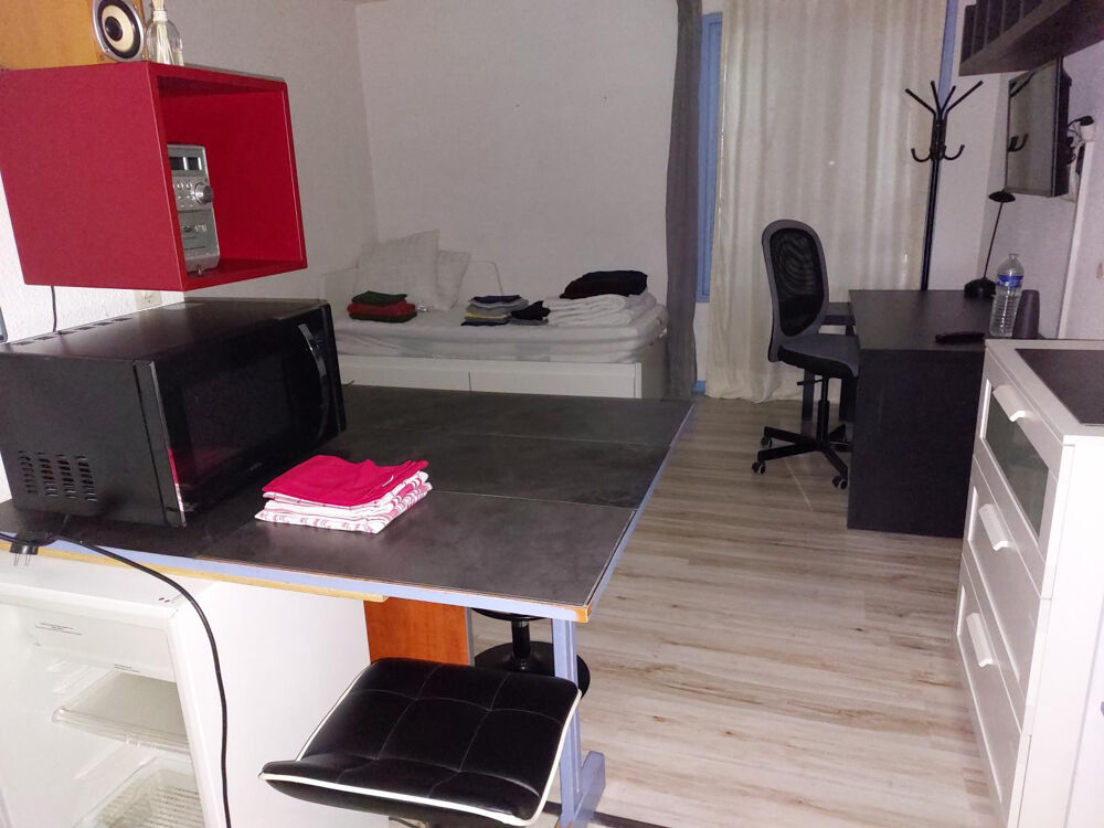 Location Appartement Très confortable Studio meublé TRAM MBS IUT Facs Montpellier