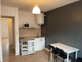  Appartement à louer 2 pièces 26 m²