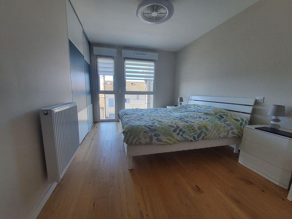 Location Appartement Très beau 2 pièces dans résidence de 2022 La rochelle
