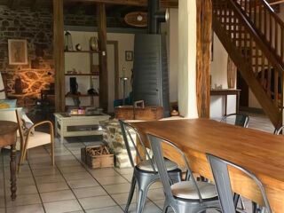  Maison  vendre 6 pices 260 m