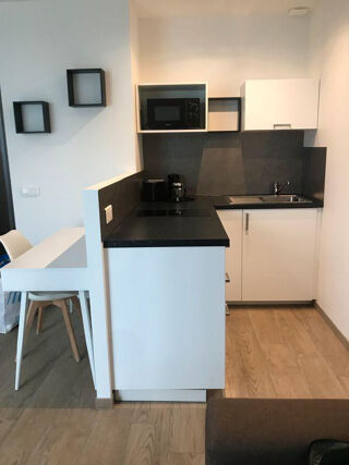  Appartement à louer 1 pièce 26 m²