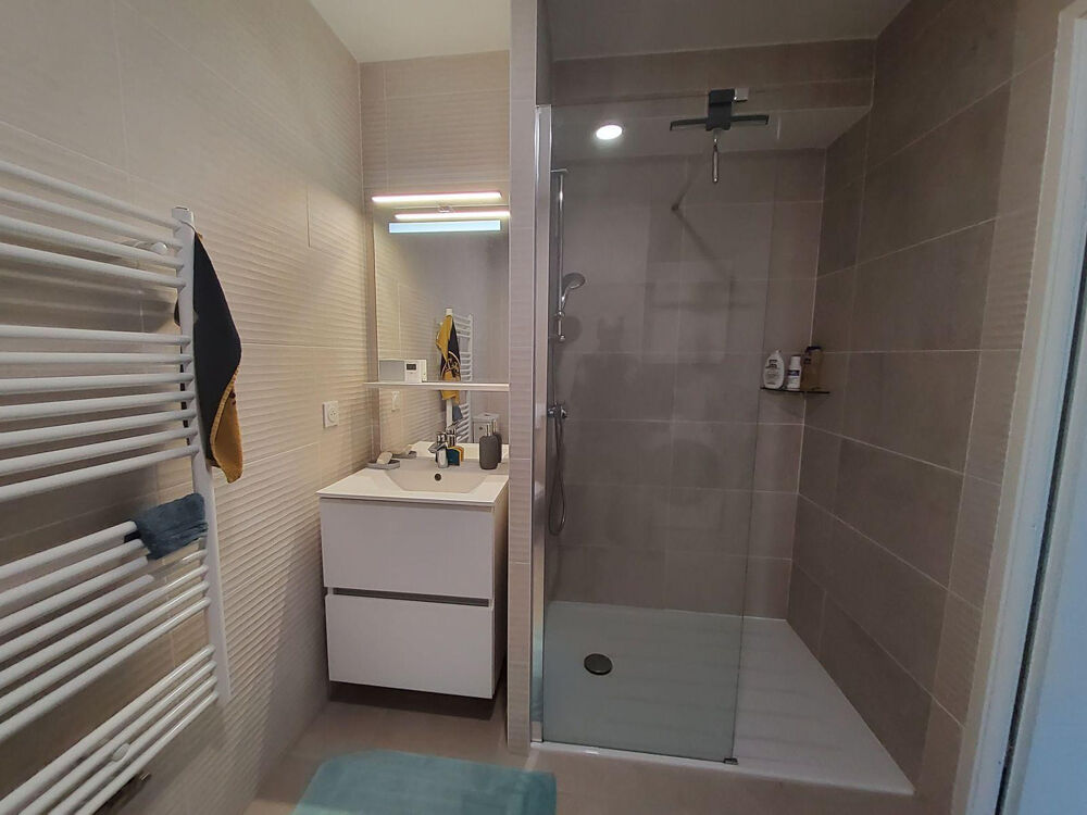 Location Appartement Très beau 2 pièces dans résidence de 2022 La rochelle