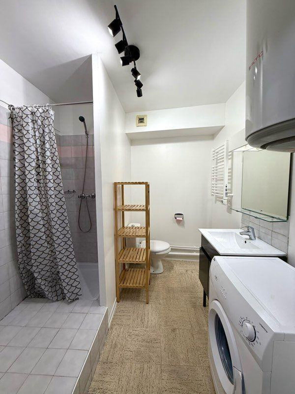 Location Appartement Beau studio meublé 23m² au cœur de Marseille Marseille 1