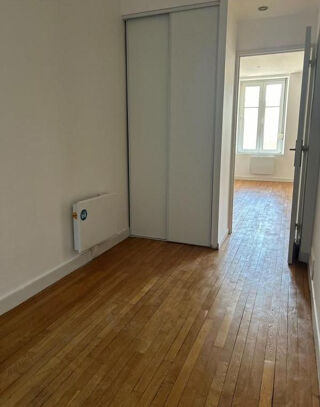  Appartement à louer 2 pièces 37 m²
