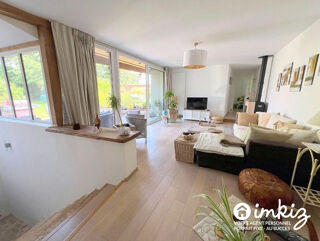  Maison  vendre 8 pices 200 m