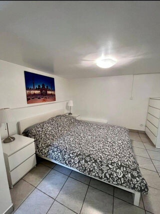  Appartement à louer 3 pièces 50 m²