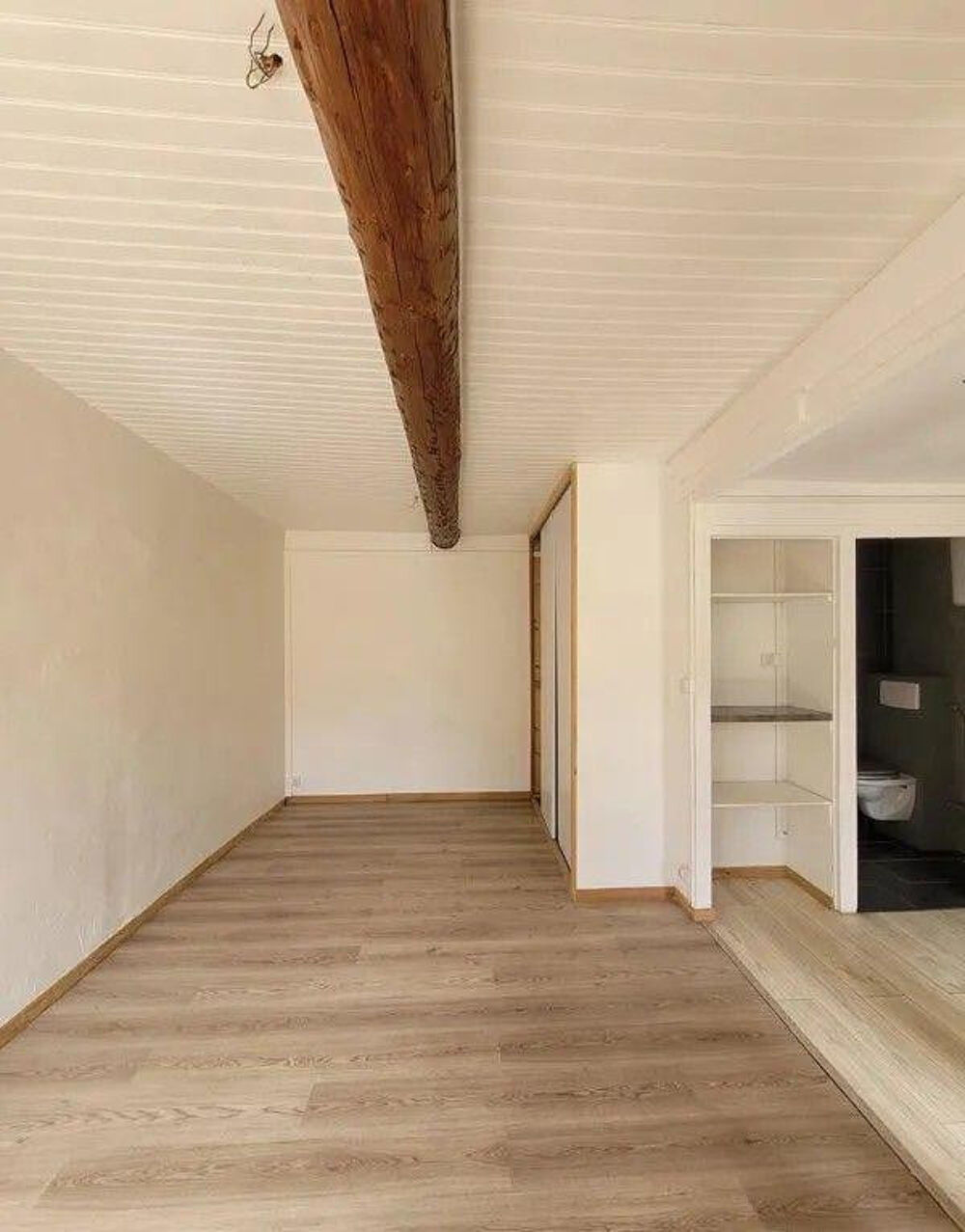 Location Appartement Beau 2P 30m² lumineux avec balcon Mazargues Marseille 9