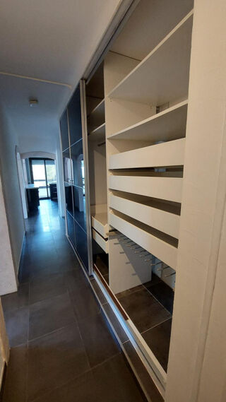  Appartement � louer 4 pi�ces 84 m� Toulon
