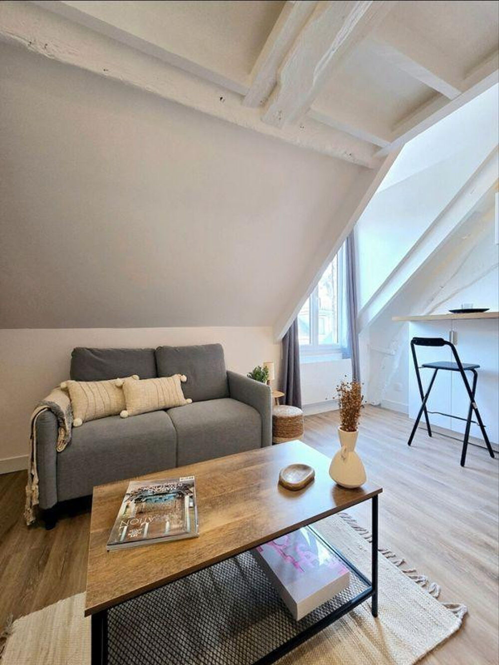 Location Appartement Beau studio meublé 20m² bail mobilité Pontoise