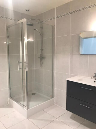  Appartement à louer 2 pièces 48 m²