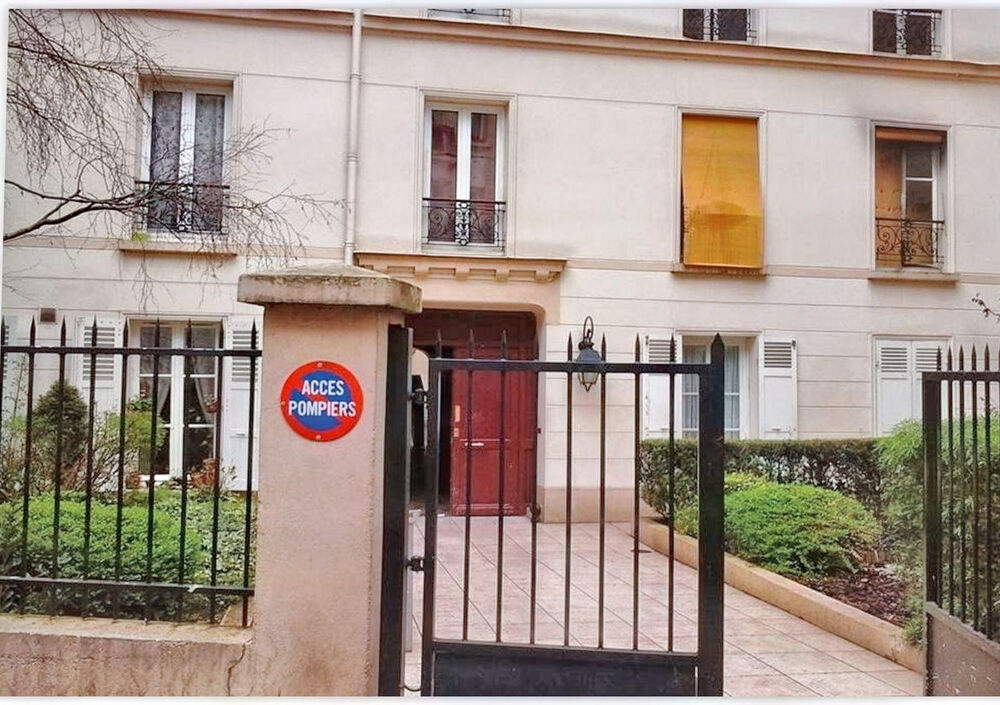 Location Appartement Un joli studio meublé de 20 m2 Paris 18