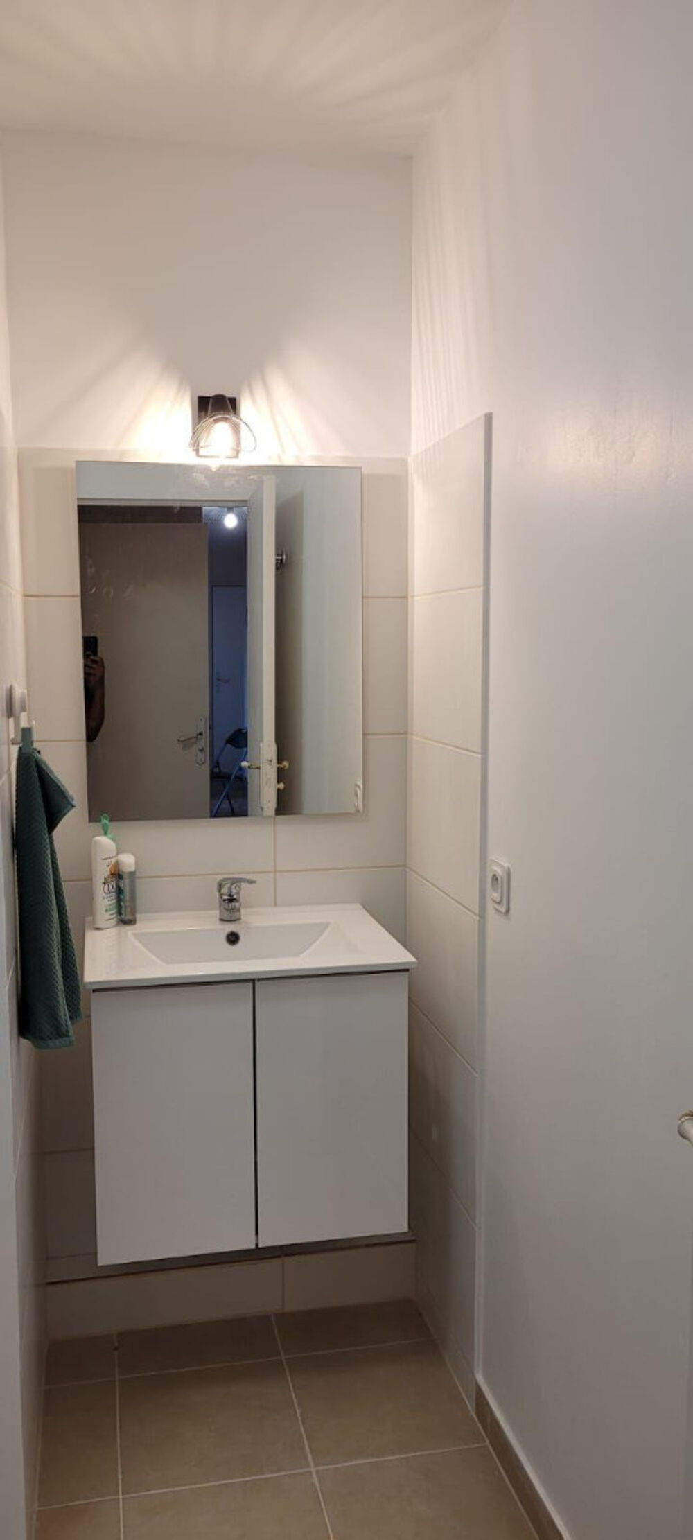 Belle chambre Meublée dans un quartier calme.