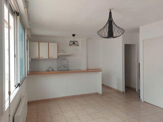  Appartement à louer 2 pièces 57 m²