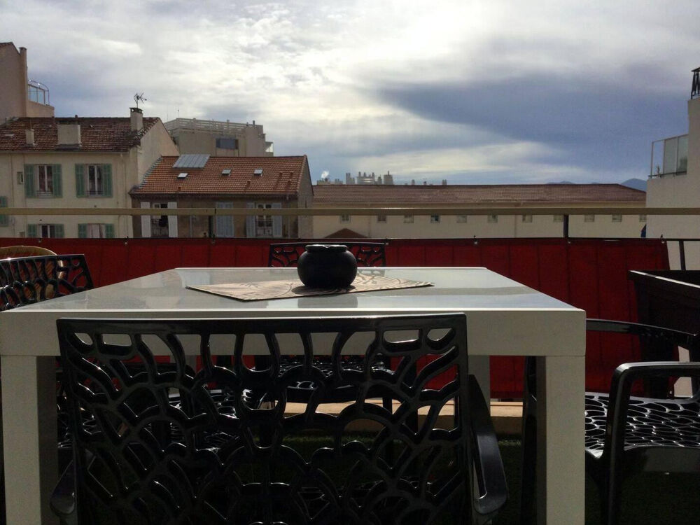Location Appartement Beau T2 40m², TERRASSE ET VUE DEGAGEE STANISLAS Cannes-la-bocca