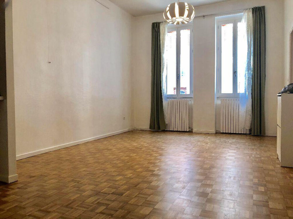 Location Appartement 2 pièces à louer à Paris 17è Métro Brochant Paris 17