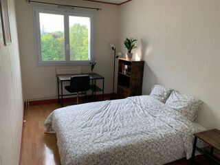  Appartement à louer 4 pièces 68 m²