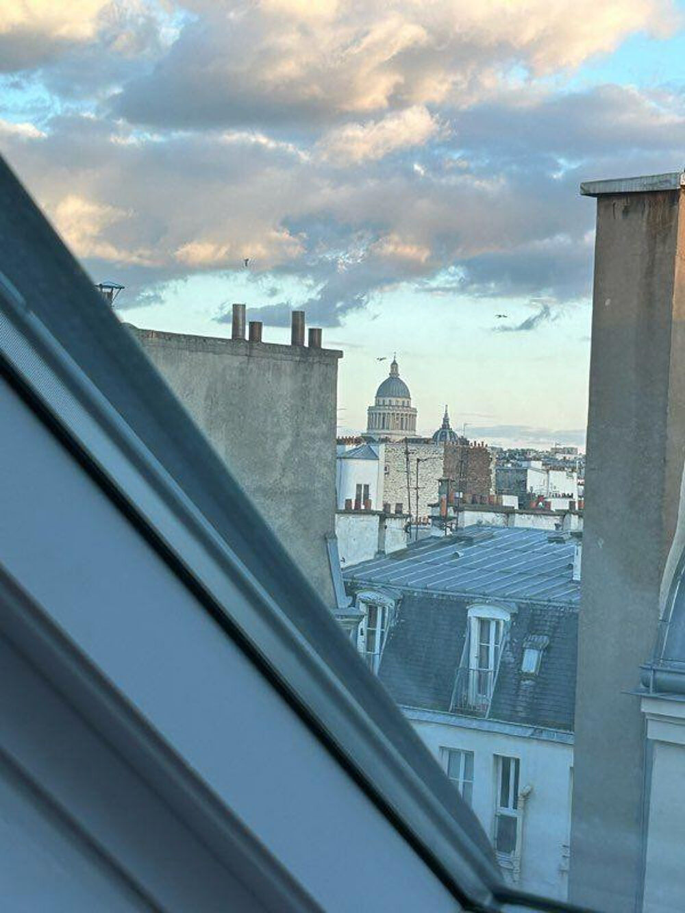 Location Appartement Saint-Germain-des-Prés vue Panthéon Paris 6